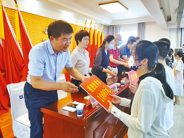 北斗科技：淬炼“硬核”实力 绘就文明新篇